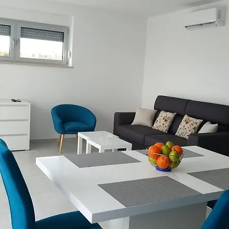 Apartment Janja *