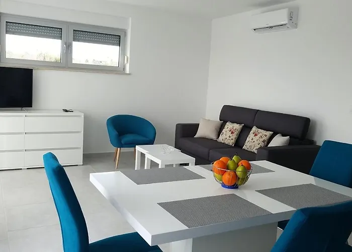Apartament Janja *